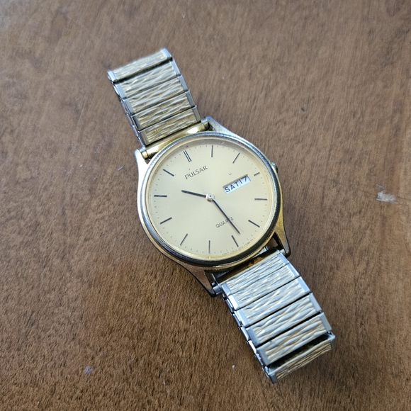 [SOLD] Pulsar watch - Picture 4 of 4